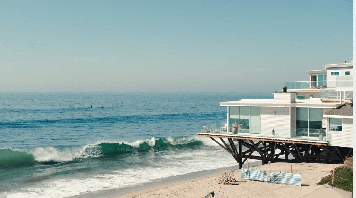Imóveis na Praia de Guaratuba Valem Mais? Análise Completa