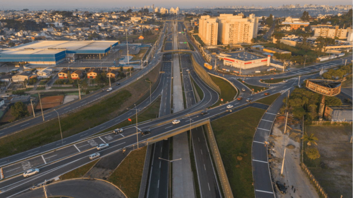 Influência da Linha Verde nos Preços dos Imóveis: Valorização em Curitiba