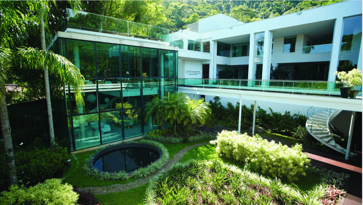 Mercado de Luxo vs Mercado Popular: Diferenças Técnicas na Avaliação Imobiliária