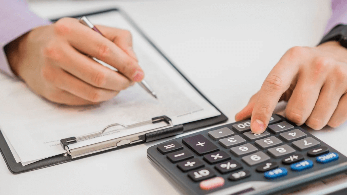 Precificação Estratégica: Métodos Técnicos para Definir o Valor Real de Imóveis
