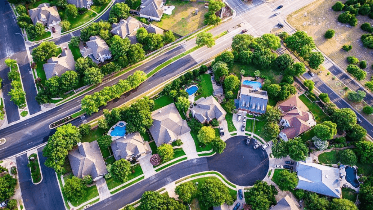 Valorização de Bairros: Como as Avaliações Imobiliárias Antecipam e Mensuram Transformações Urbanas