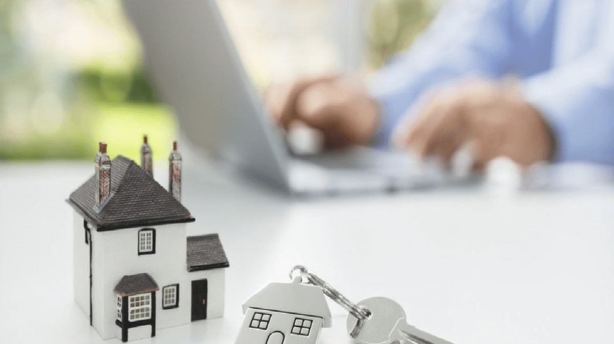 Formação e Certificação Contínua: Por Que Avaliadores Imobiliários Precisam Estar Sempre Atualizados
