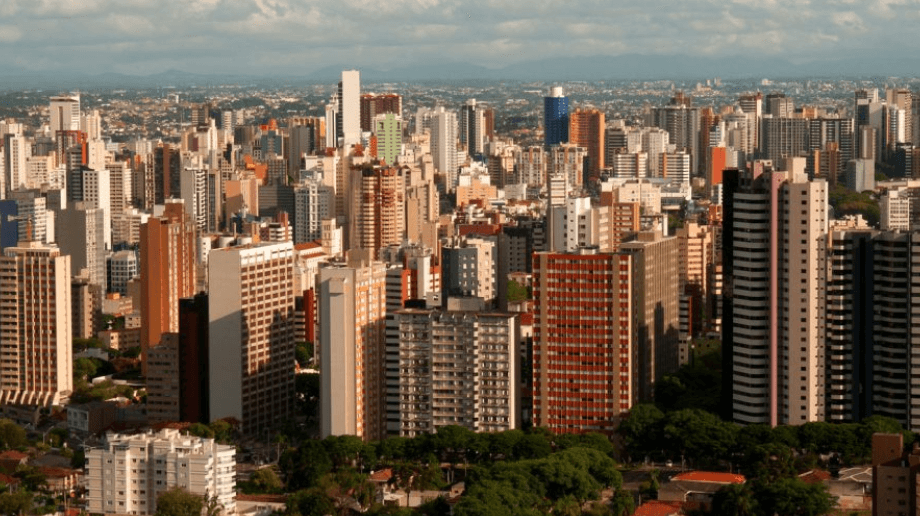 Avaliação de Imóveis em Curitiba: Como os Bairros Impactam o Valor em 2026