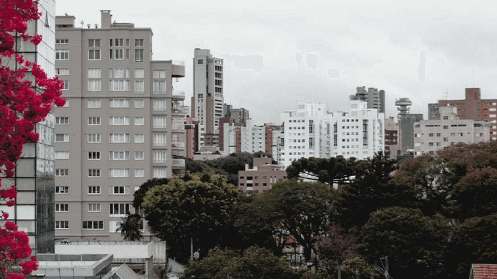 Avaliação de Imóveis no Juvevê, Curitiba: A Ciência por Trás dos Laudos Técnicos em um Bairro de Múltiplas Faces