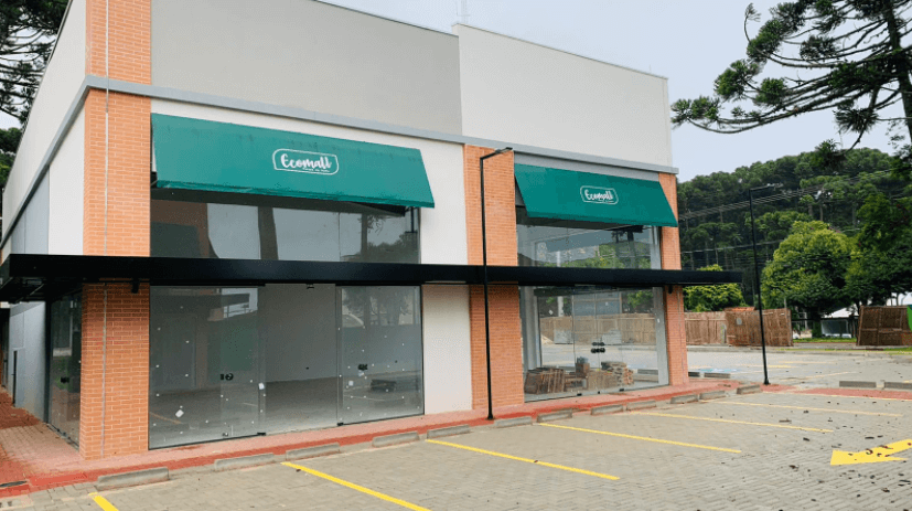 Avaliação de Lojas Comerciais em Curitiba: Análise Técnica dos Fatores que Realmente Impactam o Valor