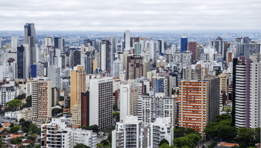 Mercado de Avaliação de Imóveis em Curitiba: Uma Análise Técnica do Setor em 2025