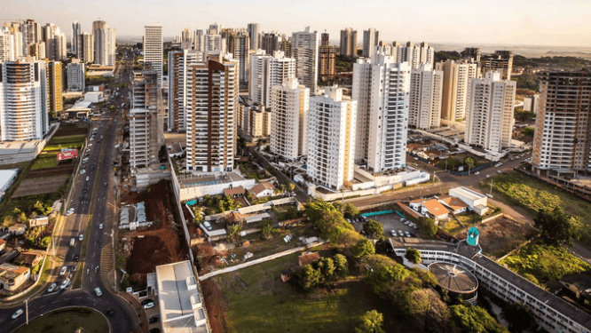 APARTAMENTO NA GLEBA PALHANO COM REVESTIMENTO DESCOLADO: CUSTO SINAPI PARA FUNDAMENTAR ESTADO 4