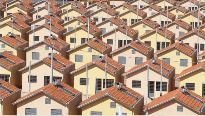 CONJUNTO HABITACIONAL NO PARQUE INDUSTRIAL: PADRÃO BAIXO OU NORMAL NA NBR 12721?