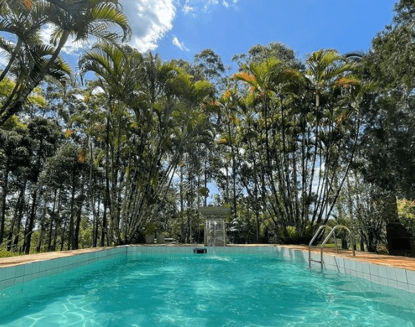 Chácara de lazer em Foz do Iguaçu: depreciação acelerada por falta de manutenção – quando a idade aparente supera a cronológica (um case de R$ 187 mil)