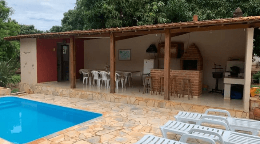 Sítio com piscina e churrasqueira: quando a idade aparente supera a cronológica – um case de depreciação acelerada de R$ 215 mil no Oeste do Paraná