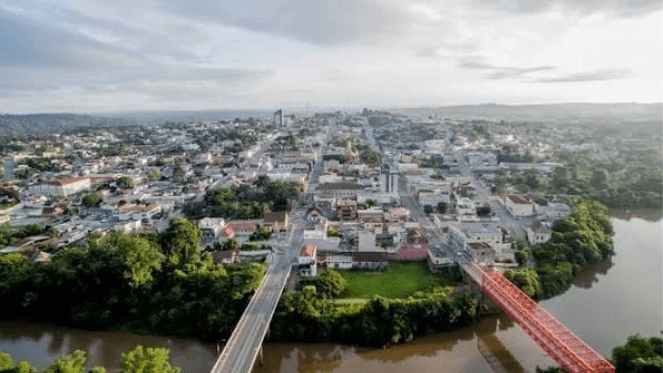 Imóvel Rural em Rio Negro: Como Avaliar Benfeitorias Construídas em Terreno da Família? Um Guia Técnico para Situações Patrimoniais Delicadas
