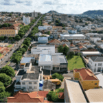 Sobrado em Jacarezinho com Infiltração: Como Fundamentar o Estado 4 e Calcular o Impacto no Valor do Imóvel?