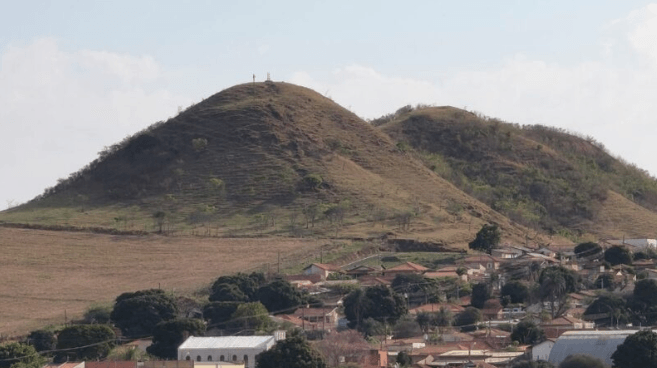 Partilha de Bens em Jacarezinho: Como Calcular a Correção da Área Equivalente e Garantir uma Divisão Just