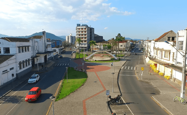 Partilha de Bens em União da Vitória: Como Calcular a Correção da Área Equivalente e Garantir uma Divisão Justa