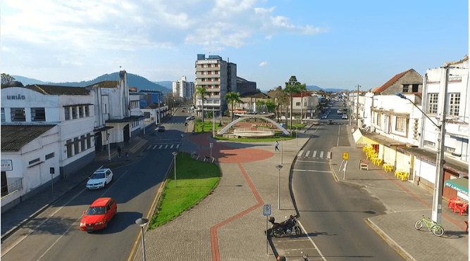 Partilha de Bens em União da Vitória: Como Calcular a Correção da Área Equivalente e Garantir uma Divisão Justa