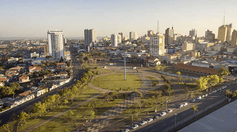 Casa no Uvaranas com Grafiato Destacado: Contestação ao Laudo do Engenheiro em Ponta Grossa