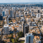 Apartamento no Centro com Infiltração: Depreciação Acelerada por Falta de Manutenção em Ponta Grossa