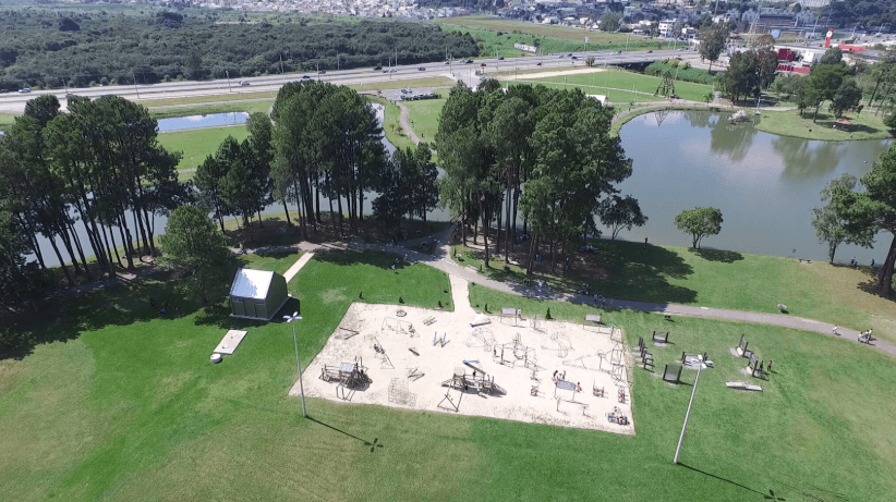 Sobrado na Colônia Rio Grande com Pintura Descascando: Estado 4 x Estado 3 – Como Fundamentar a Classificação Correta em São José dos Pinhais