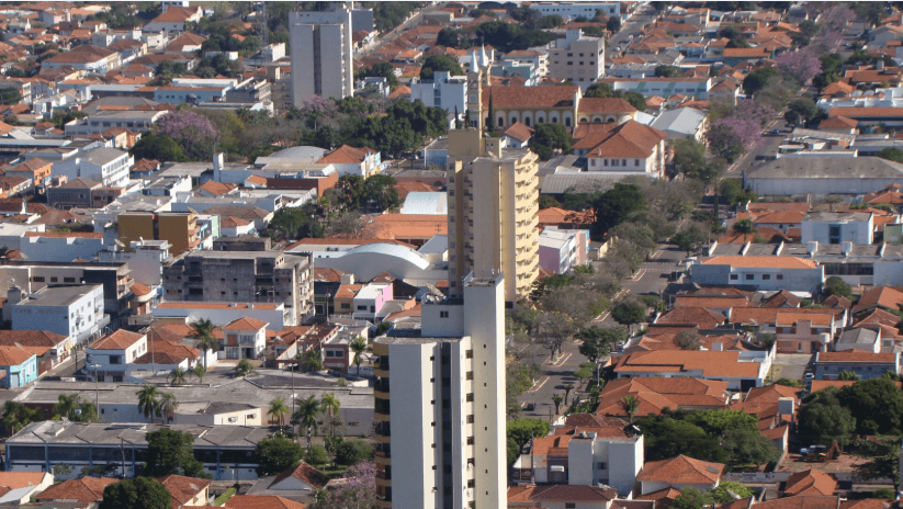 Quanto Custa uma Avaliação de Imóvel em Santo Antônio da Platina? Tudo Sobre Honorários, Fatores que Influenciam e o Valor de um Laudo Técnico