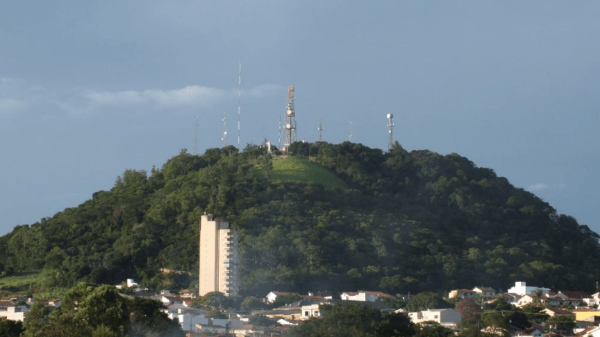 Avaliação de Imóveis Rurais na Região de Santo Antônio da Platina – Métodos, Desafios e Tendências para o Agronegócio