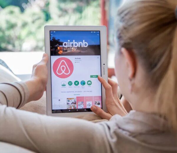 airbnb.jpg