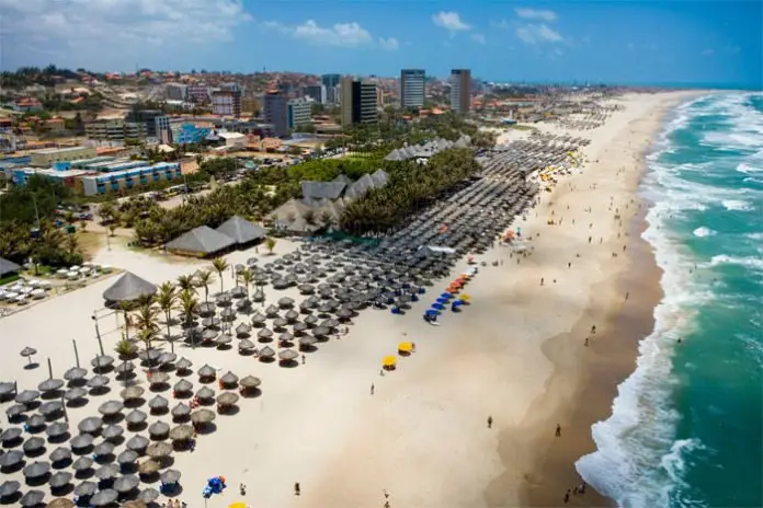 praia do futuro fortaleza Visit Brasil.jpg