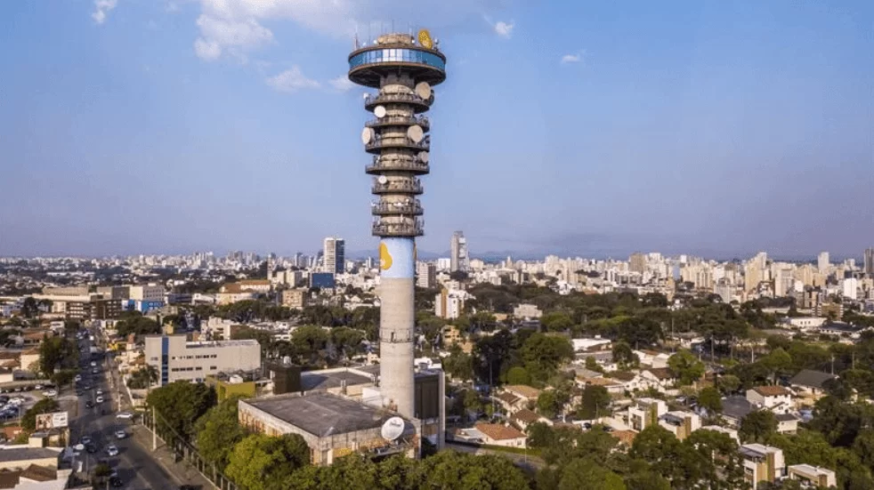 Avaliação de Imóveis no Mercês, Curitiba: Por Que a Especialização do Avaliador Faz Toda a Diferença?
