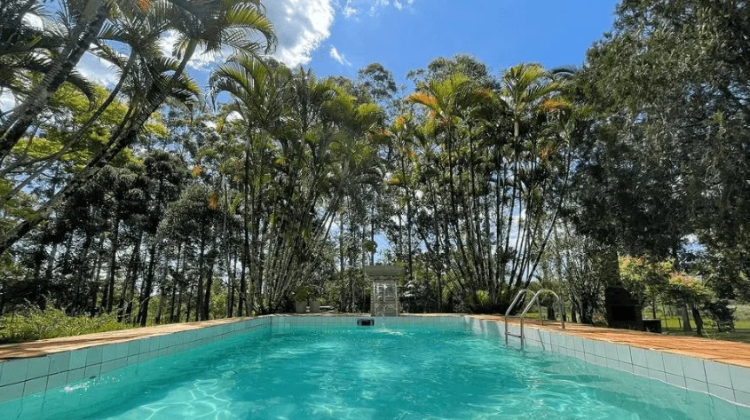 Chácara de lazer em Foz do Iguaçu: depreciação acelerada por falta de manutenção – quando a idade aparente supera a cronológica (um case de R$ 187 mil)