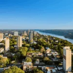 Apartamento no Centro com Pintura Deteriorada: Aplicação do Estado 4 na Tabela Ross/Heidecke em Foz do Iguaçu