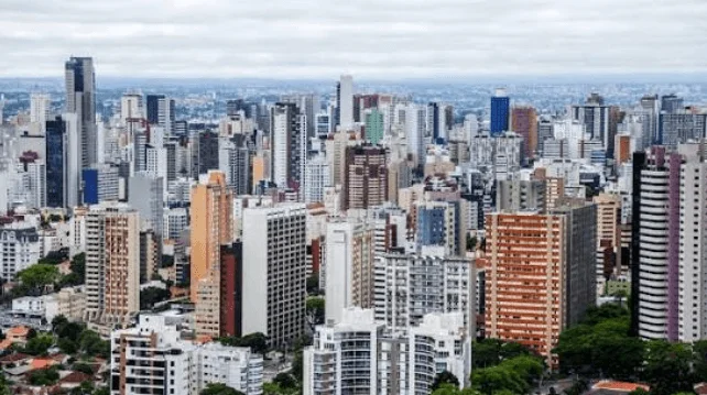 ENGENHEIRO AVALIADOR EM CURITIBA: COMO ESCOLHER O PROFISSIONAL CERTO